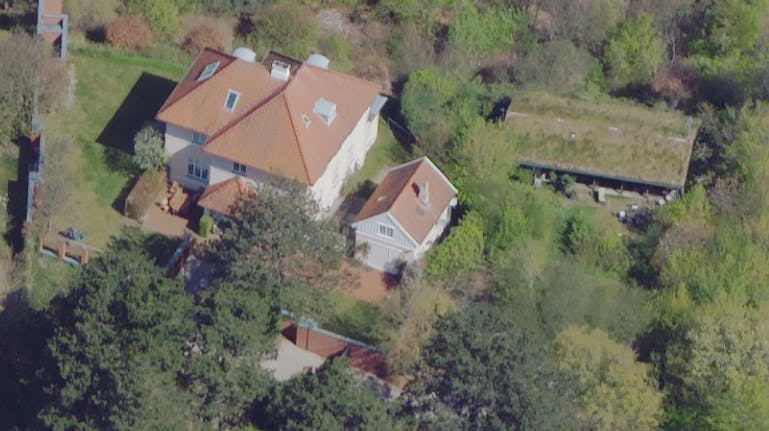 Det kan meget vel være dette hus, der er sat til salg for 100 millioner kroner.