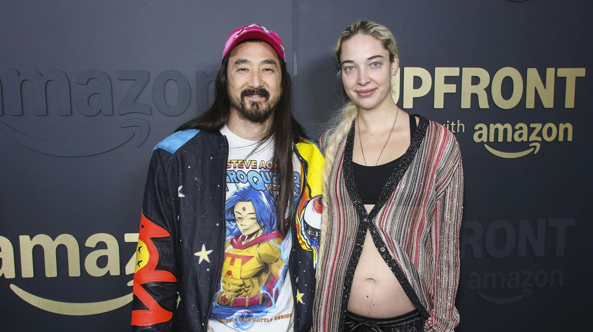 Steve Aoki med hustruen Sasha Sofine.