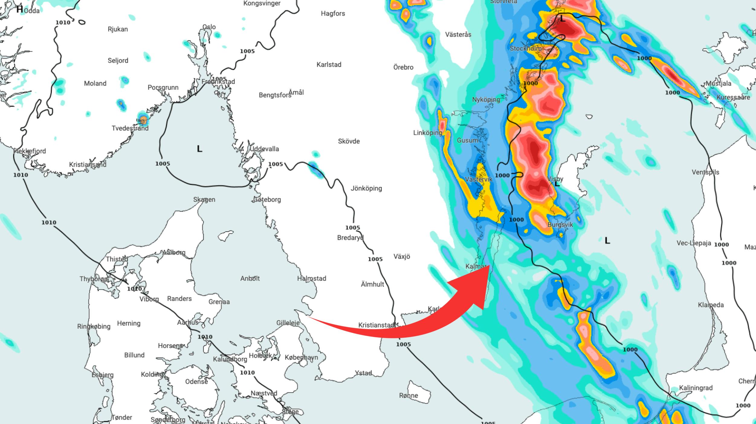 Det er et meget voldsomt vejrsystem, der nu er på vej op over Sverige.