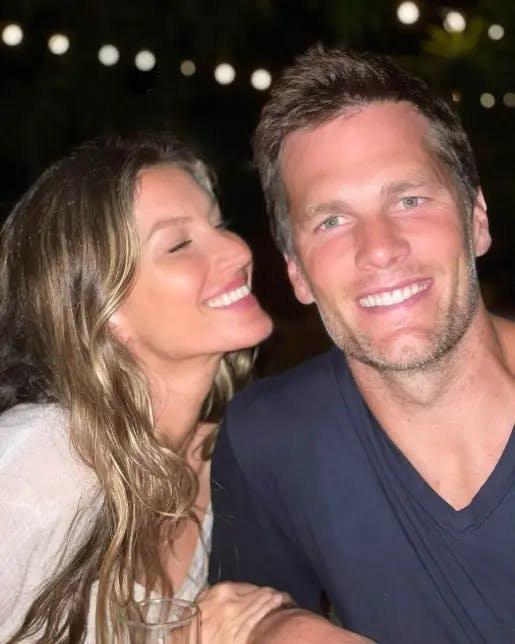Tom Brady sender slet skjult stikpille til ekskonen Gisele Bündchen, der gik fra ham, fordi han arbejdede for meget.