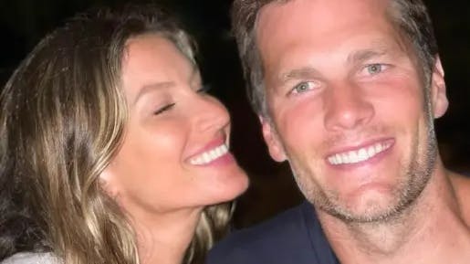 Tom Brady sender slet skjult stikpille til ekskonen Gisele Bündchen, der gik fra ham, fordi han arbejdede for meget.