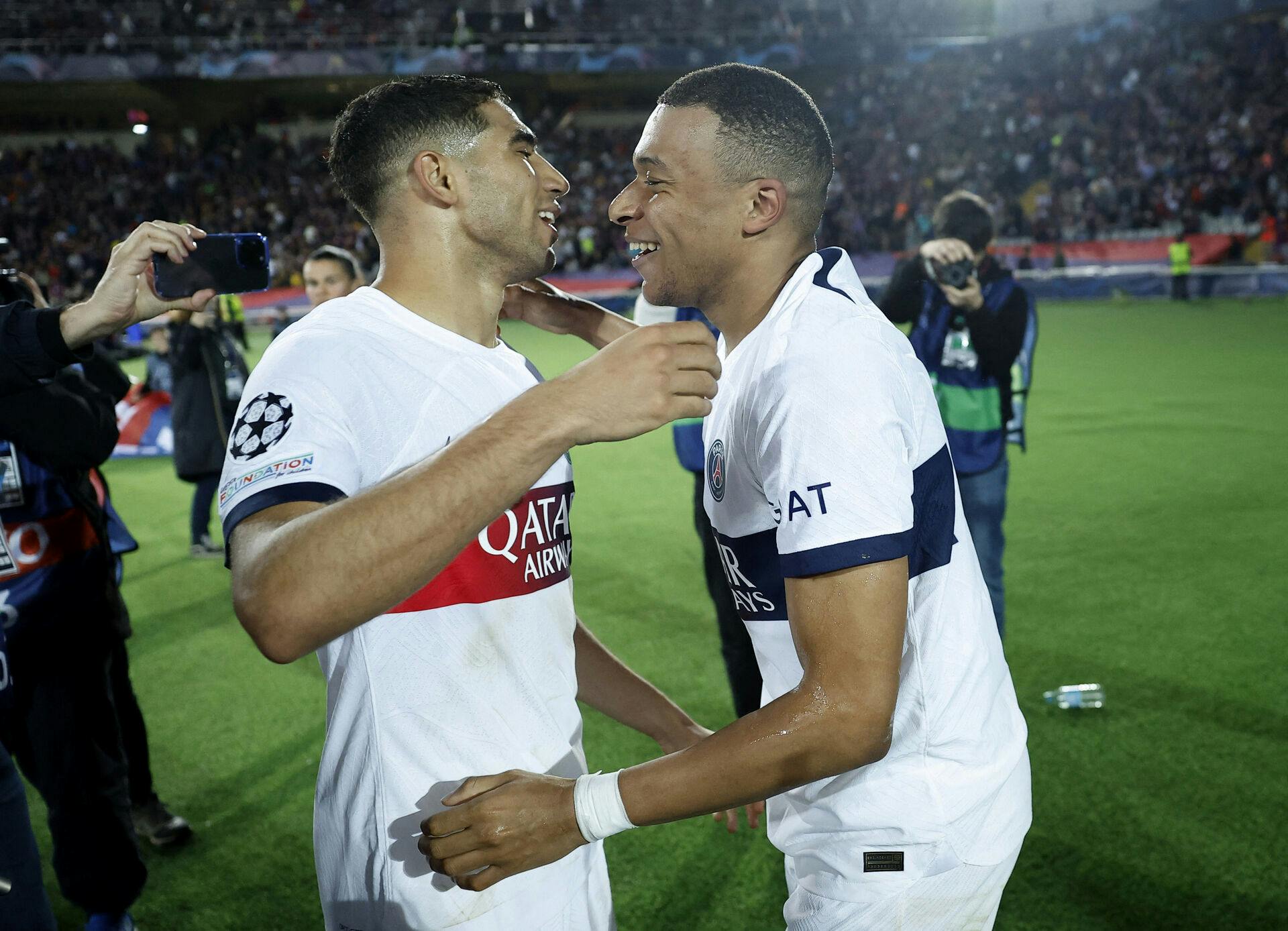 Hakimi er bedste venner med Kylian Mbappé, som nu spiller for Real Madrid.
