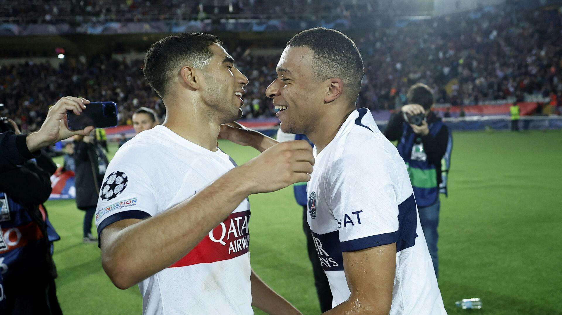 Hakimi er bedste venner med Kylian Mbappé, som nu spiller for Real Madrid.
