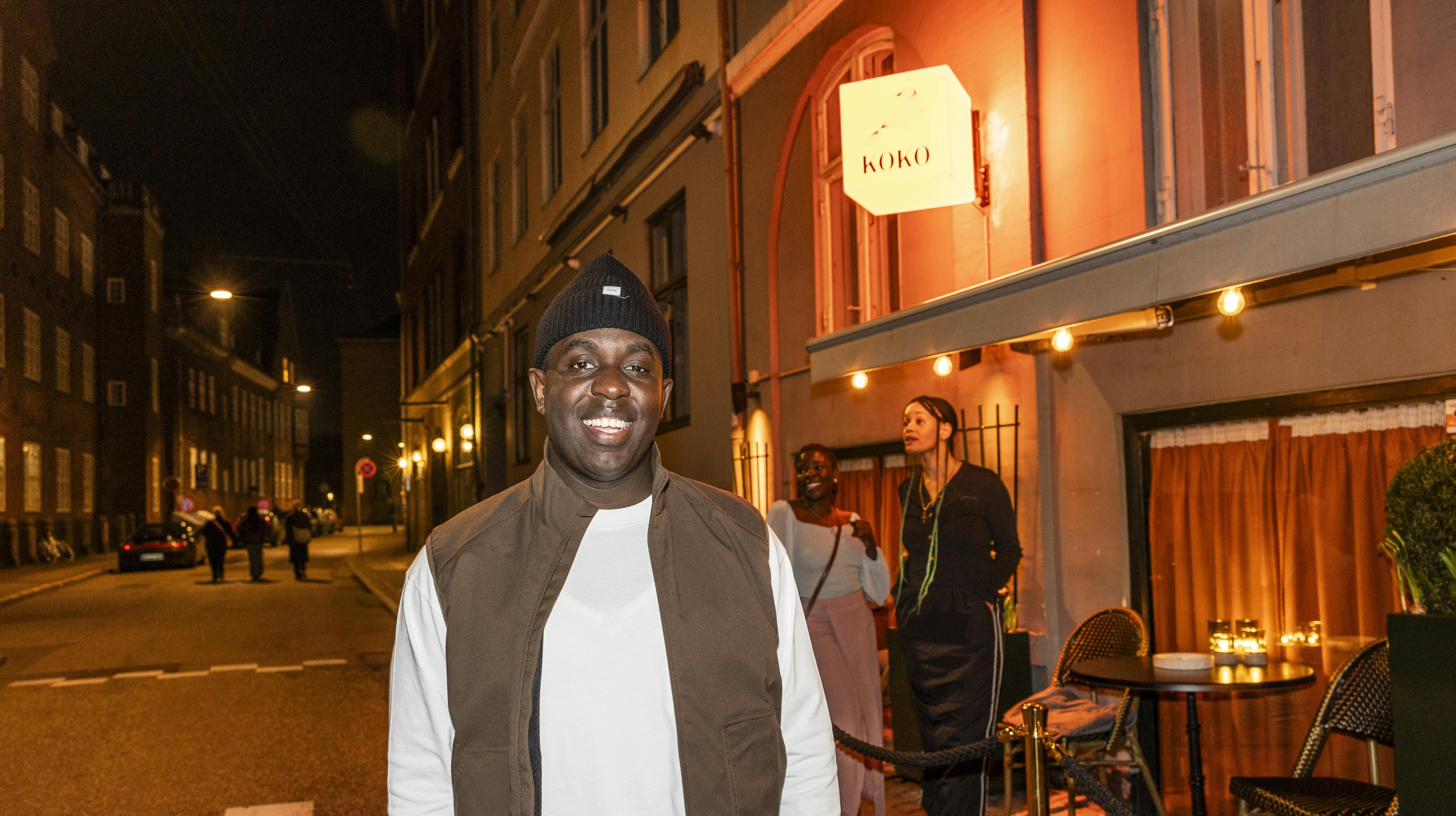 Melvin åbner Bar i København.