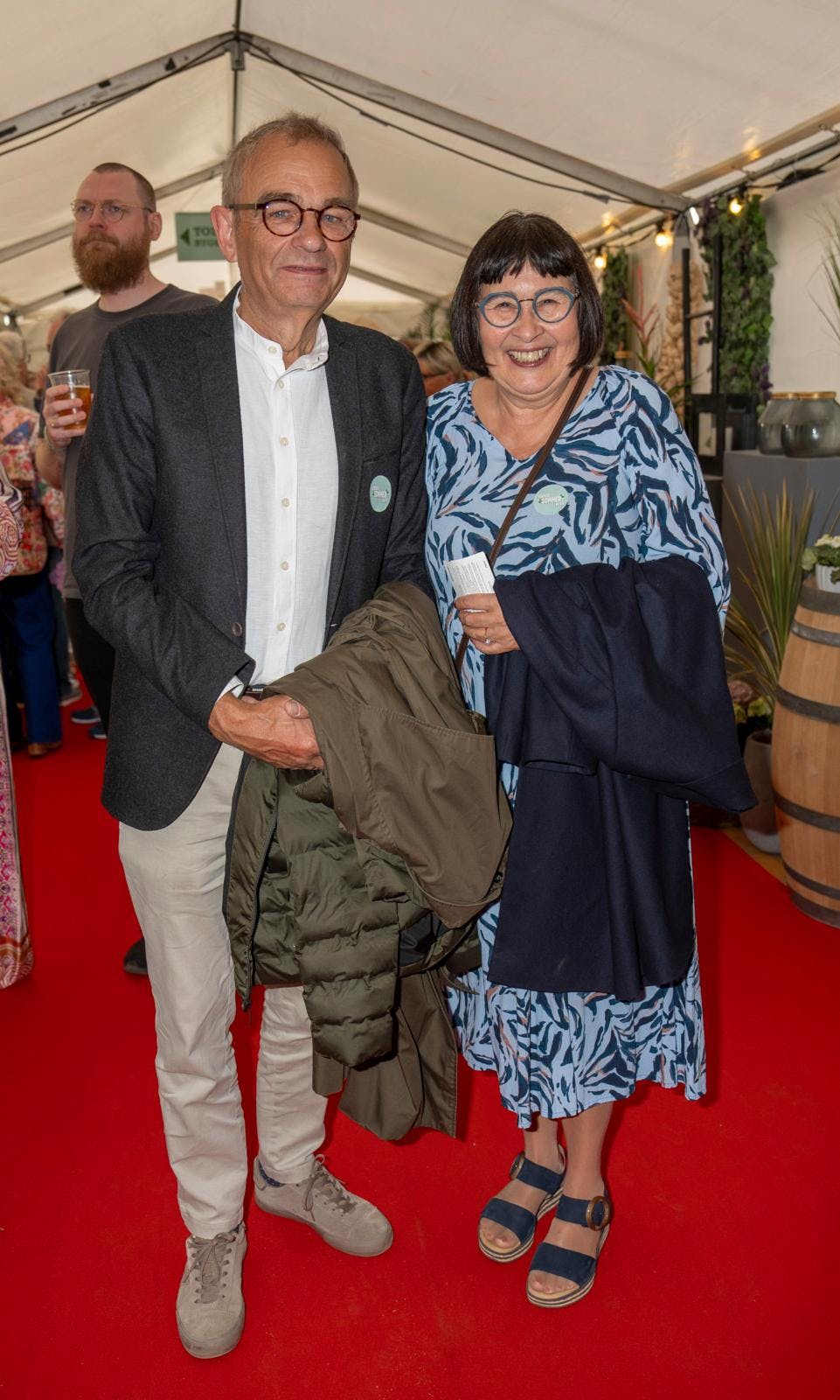 Rosa og Carsten skal snart have gang i flyttekasserne.