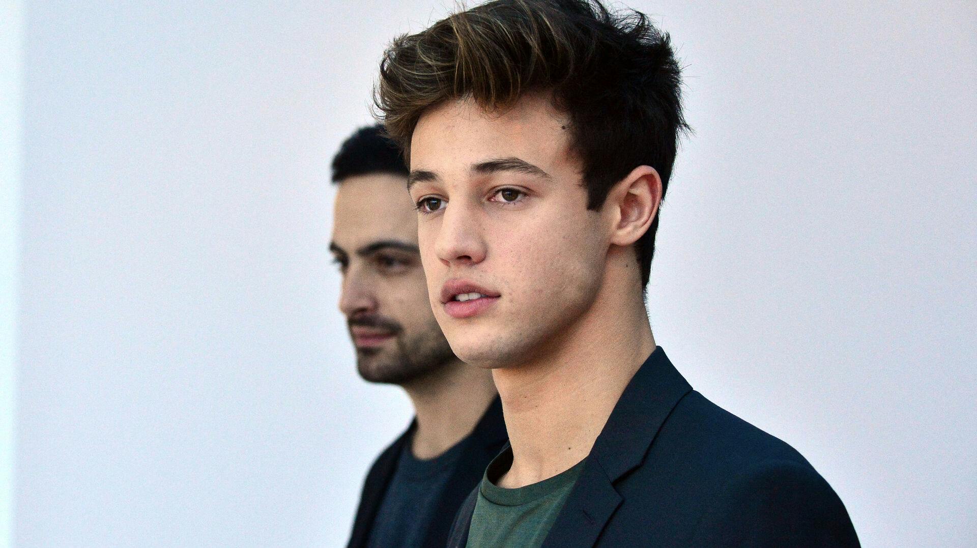 Cameron Dallas tilbage i 2017.