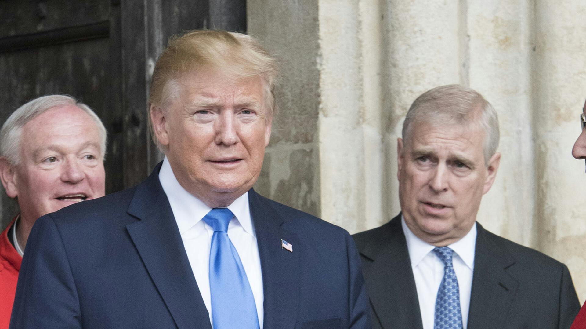 En ny bog kommer med en vild påstand om Donald Trump og prins Andrew.