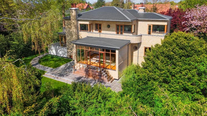 Denne villa ryger under hammeren senere denne måned.