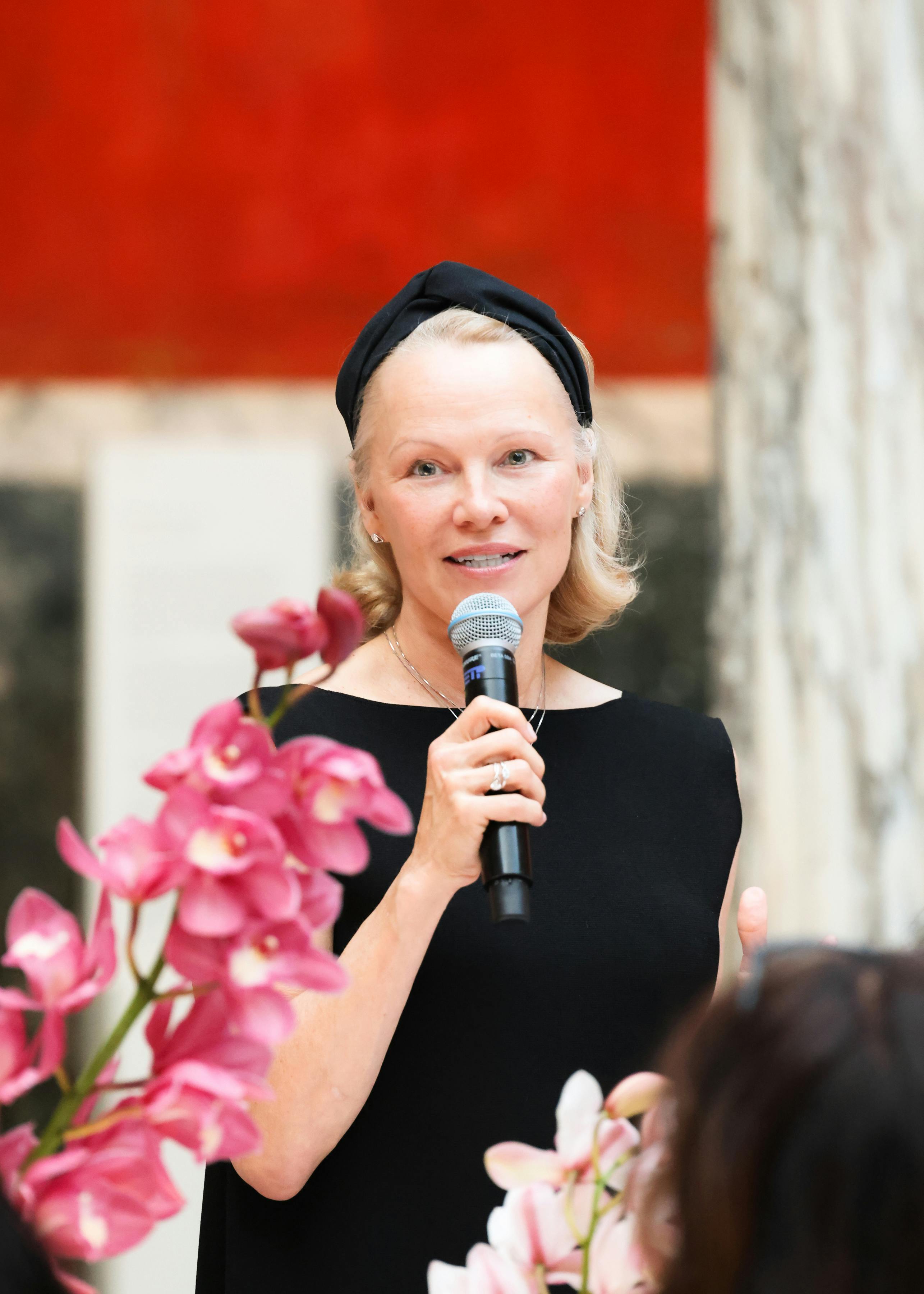 https://imgix.seoghoer.dk/2025-08-06/20250805_Pandora-CPH_DINNER-GLYPTOTEK_Pamela-41-%281%29.jpg
