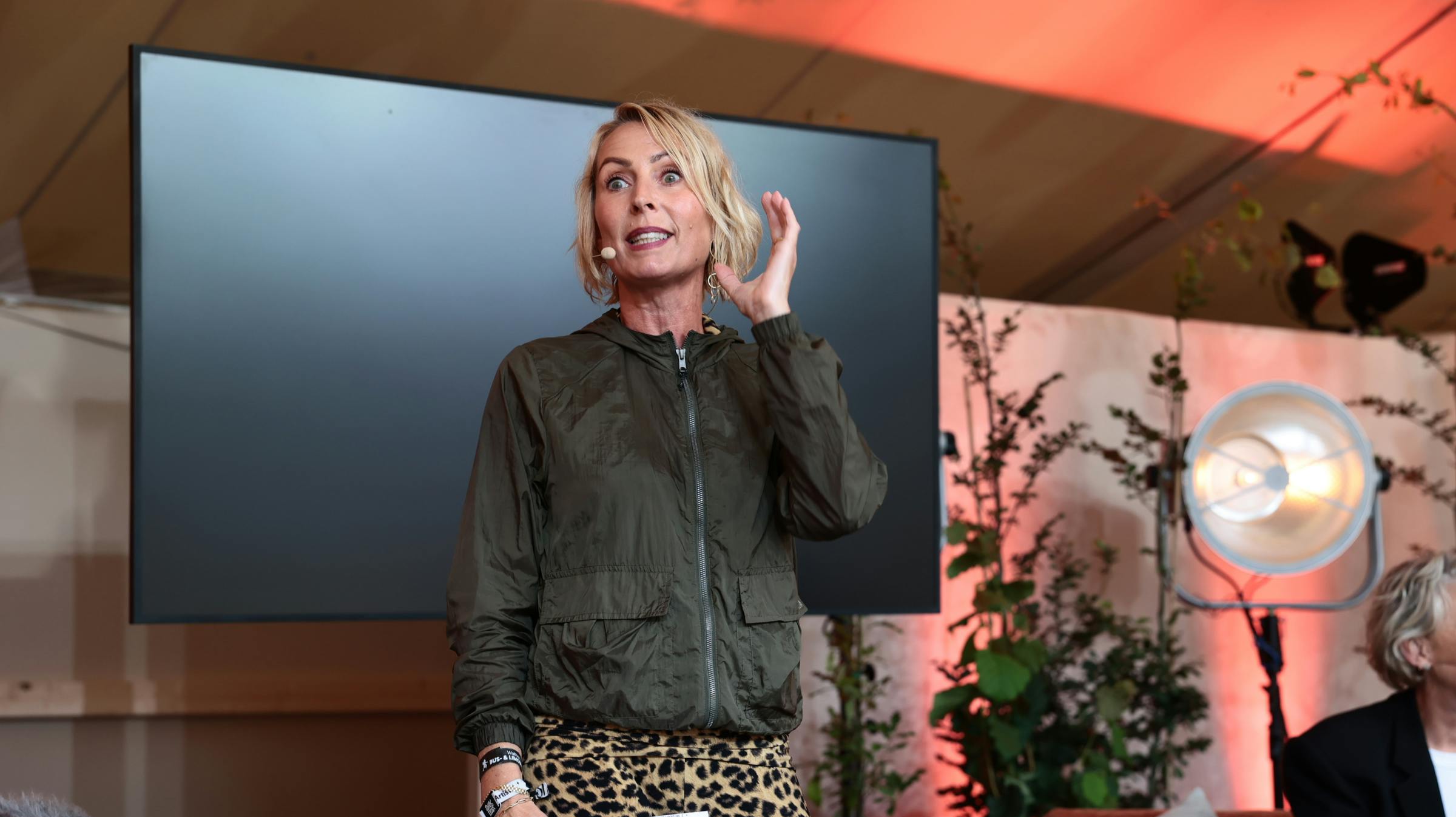 For 20 år siden blev TV2-værten lidt for fuld, og det kom desværre til at involvere lovens lange arm. 