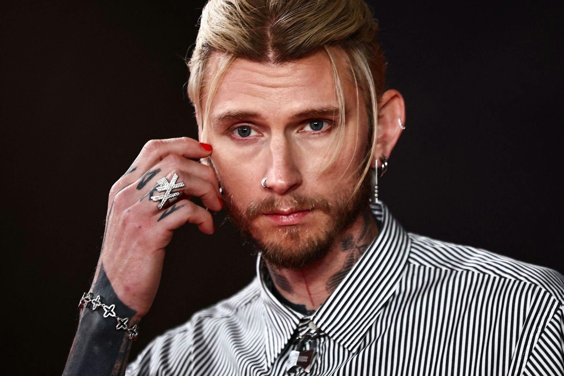 Man skal nok ikke kopiere Machine Gun Kellys spisevaner. 