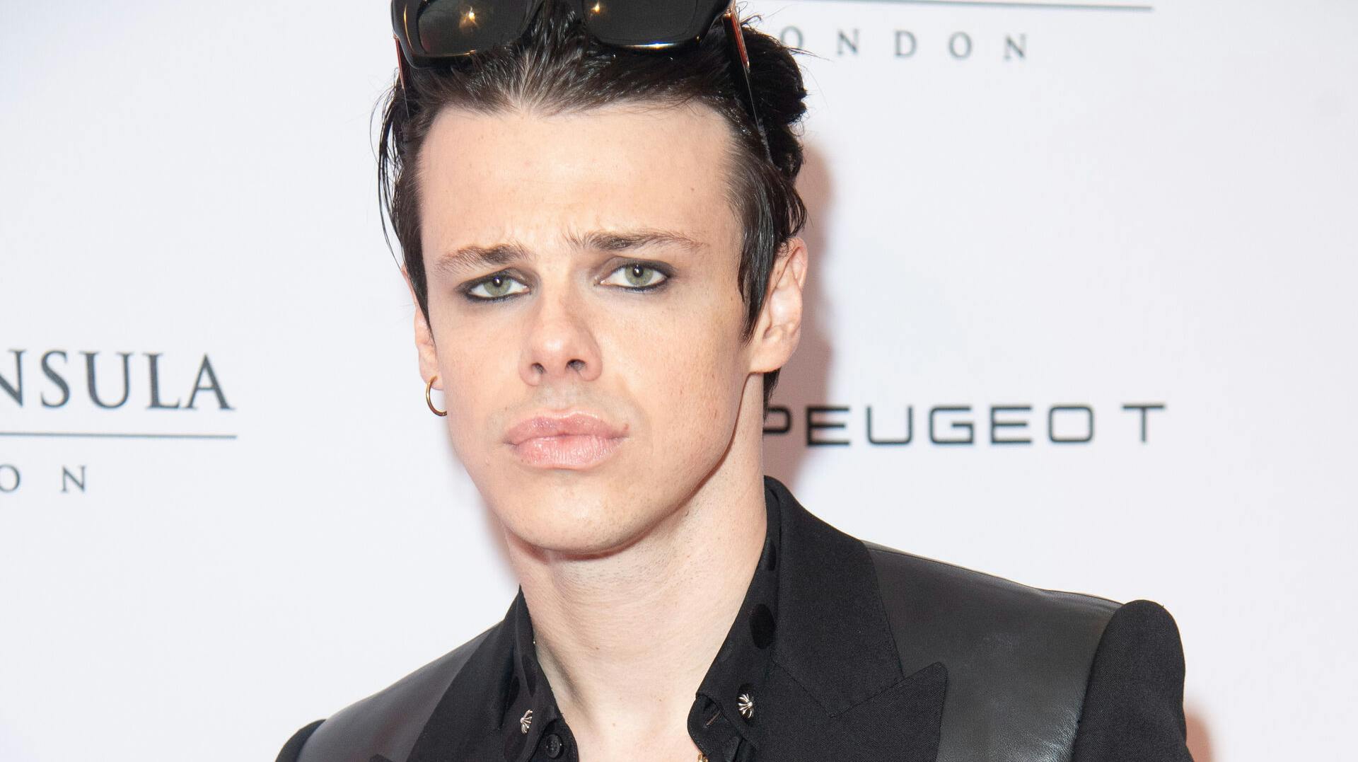 Yungblud fik ikke mange måneder som single.
