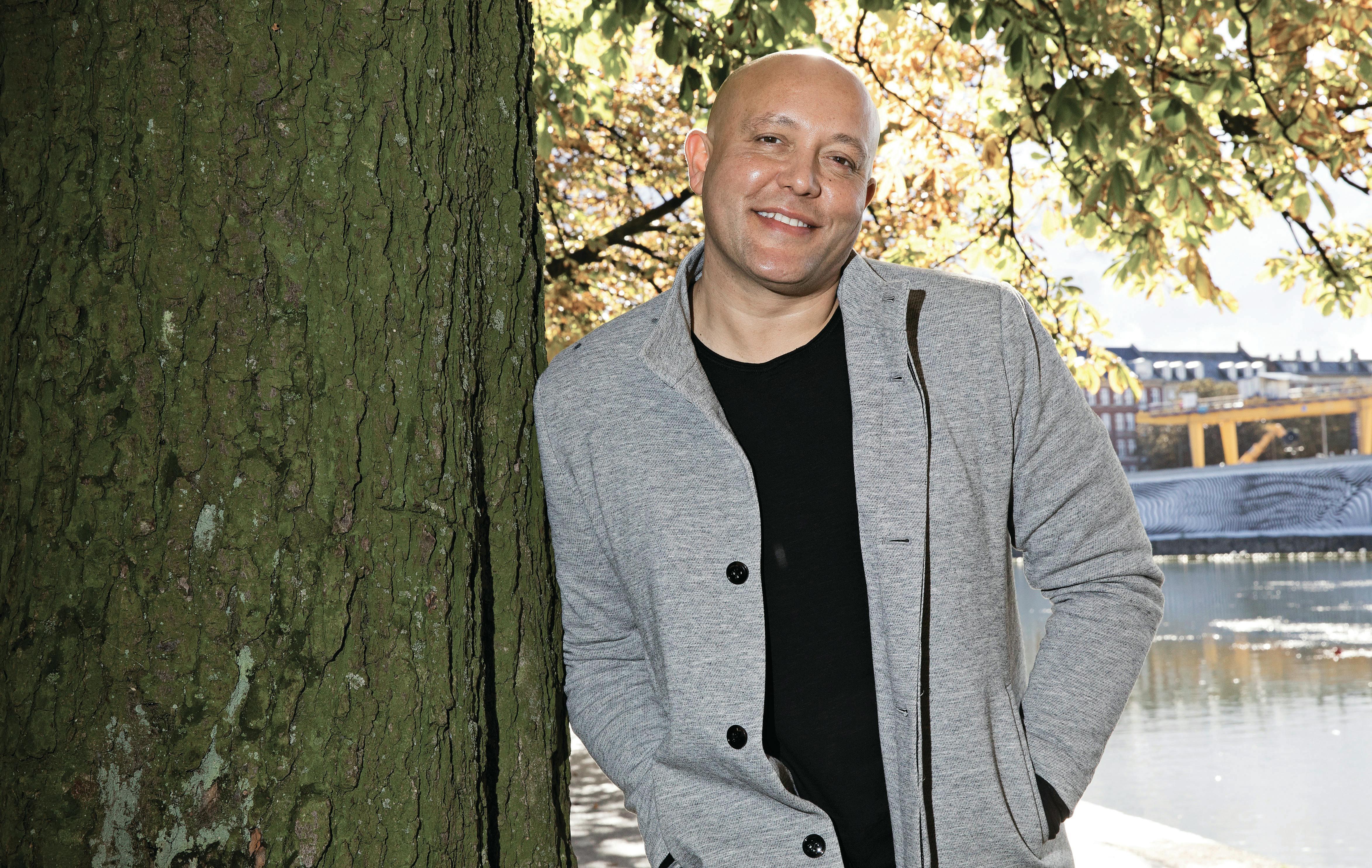 Rene Dif fortalte onsdag på Smukfest, at han i sine unge dage havde sex med sin gode ven. Ingen af dem viste sig dog at være homoseksuelle.