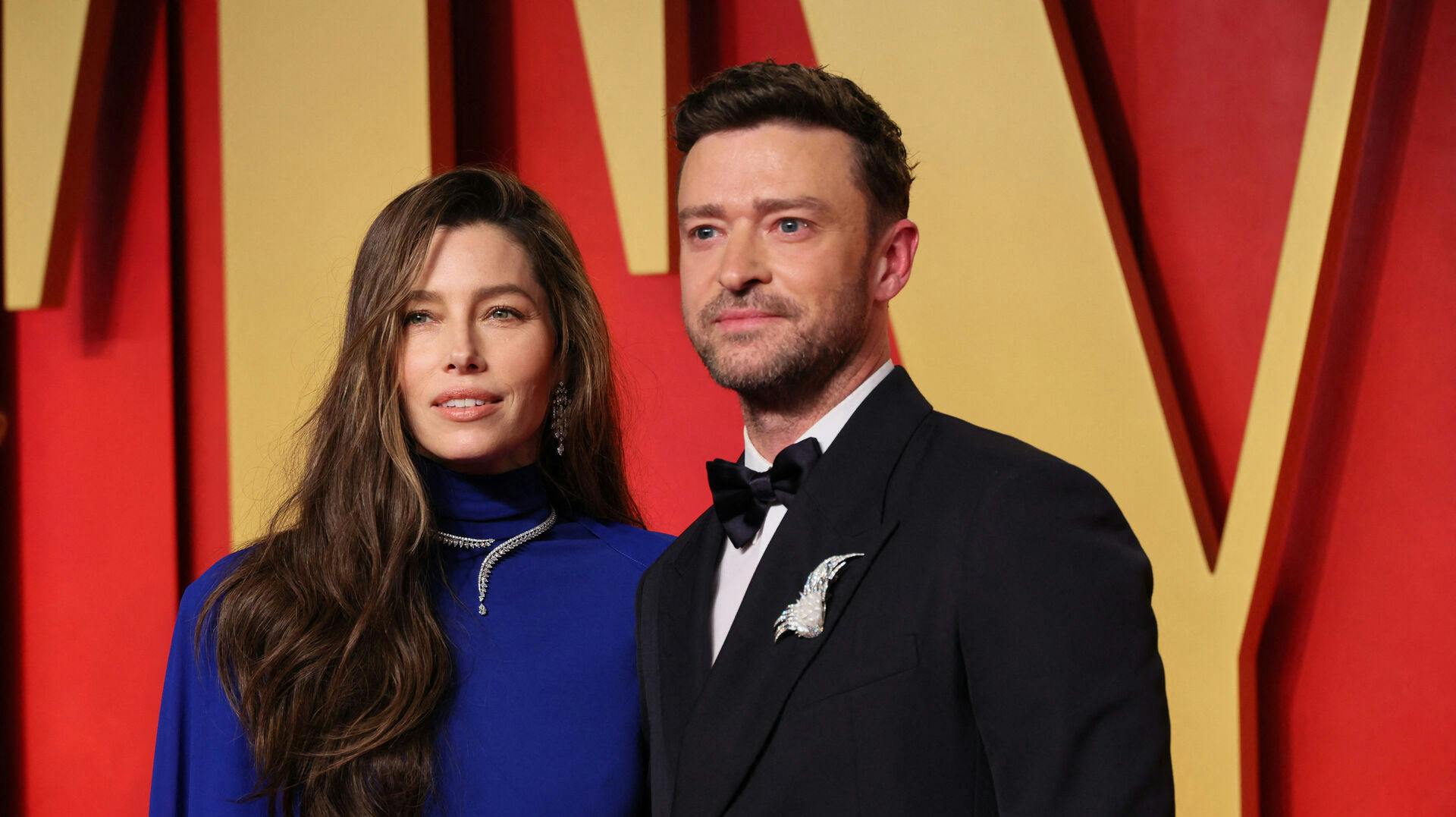Ifølge Ekstra Bladet har Justin Timberlake, konen Jessica Biel og deres to sønner hygget sig i en hus i Vedbæk.