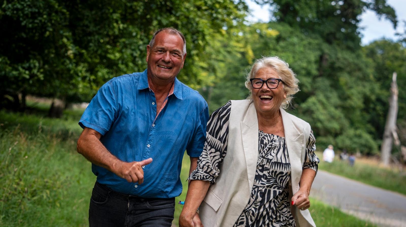 – Vi er landet som venner. Som meget nære venner med det kærlighedsforhold, man kan have som et vennepar, siger Ole Gleerup, 70, om venskabet med Anette Stochholm, 72.