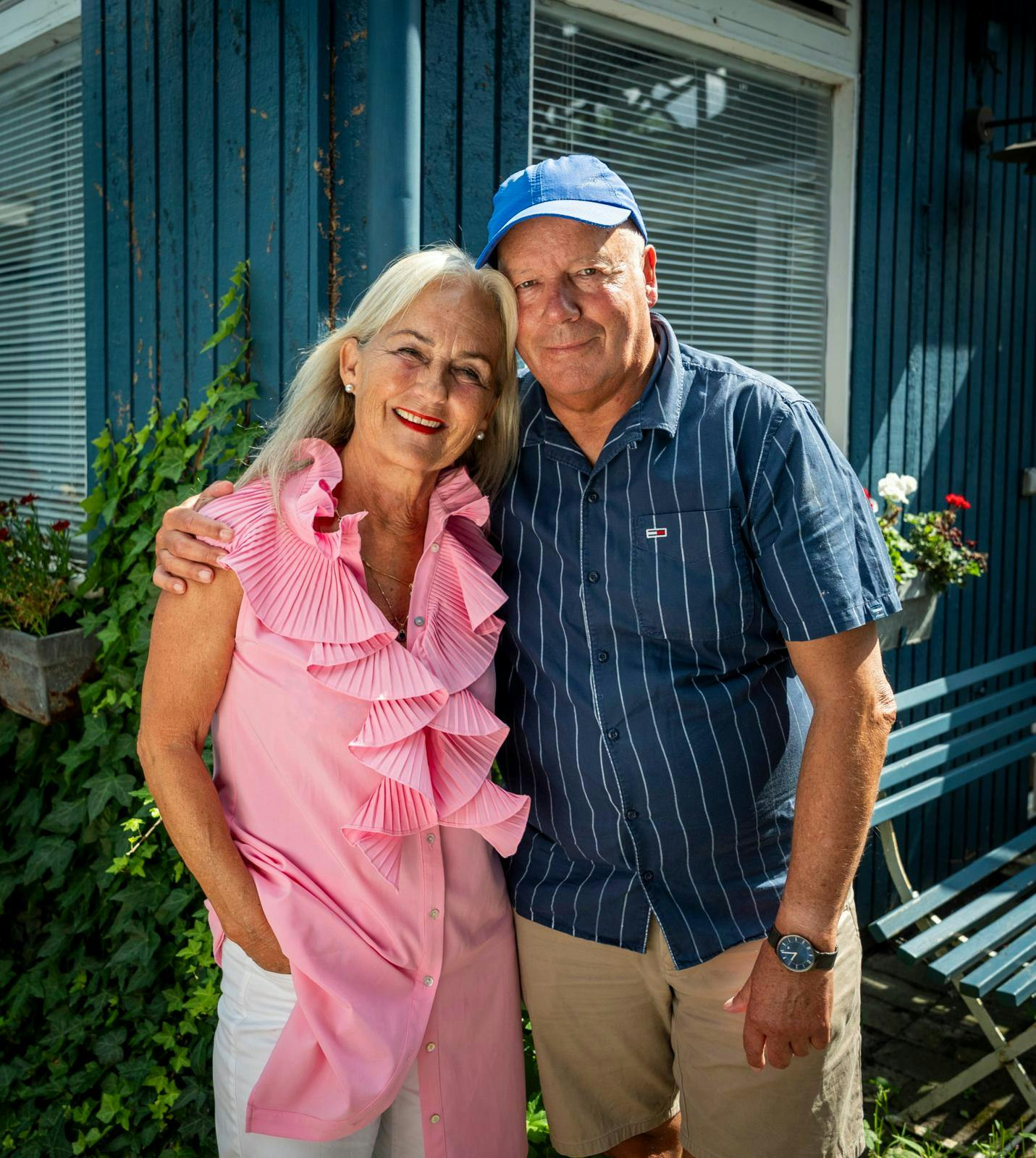 – Vi har et kanongodt venskab, siger Lise-Lotte Bak, 64, om sin og Frank Hartvig Andersens, 71, relation i dag.
