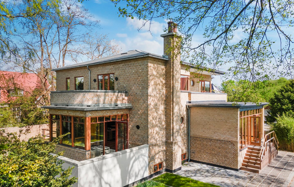 Den bolig kan blive din for 25 millioner kroner.