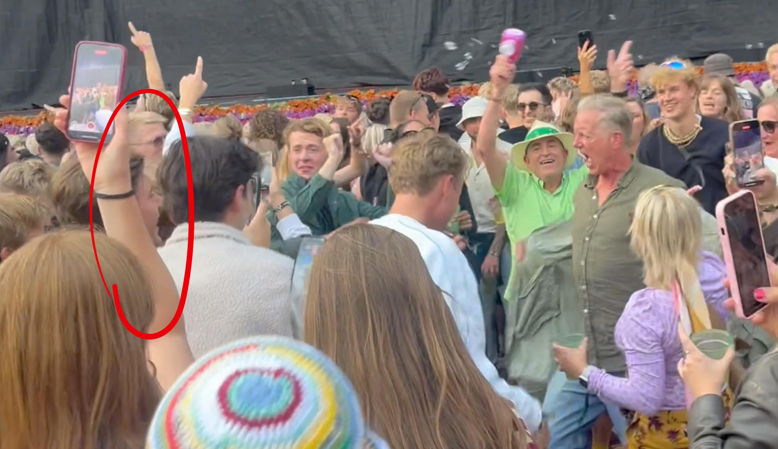 Kronprins Christian dansede naturligvis med på rytmerne.