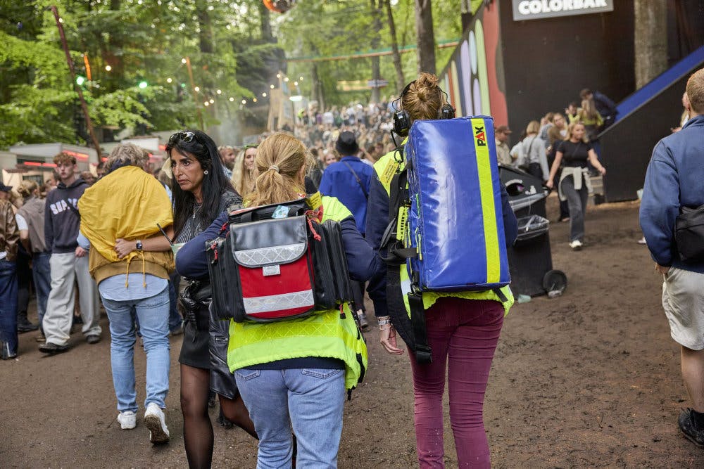 I år har førstehjælpspersonalet på Smukfest skullet håndtere et virvar af situationer. Alkohol er den største årsag til behov for hjælp, mens ti procent i år har været på grund af hvepsestik.&nbsp;&nbsp;