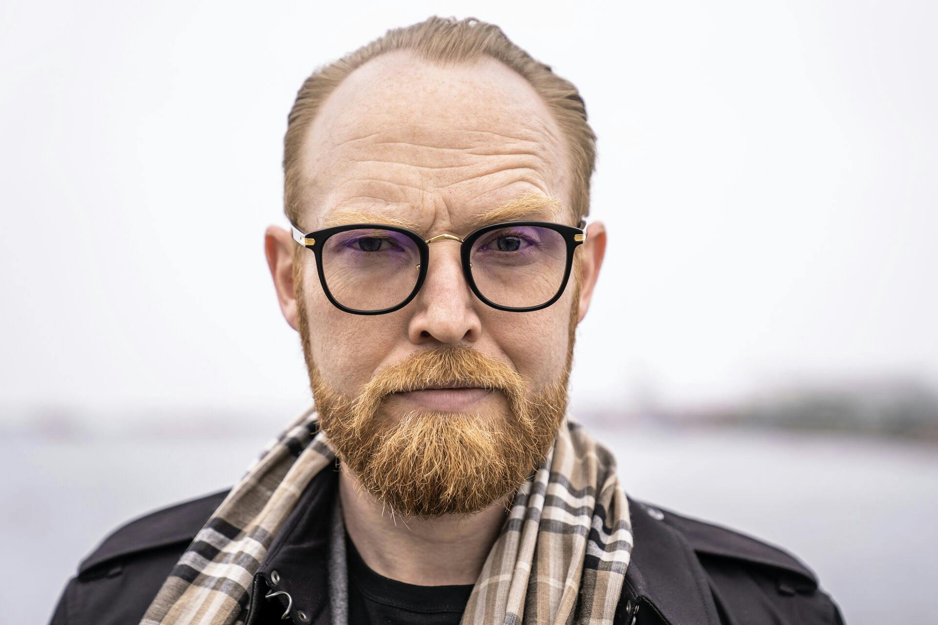 Jan Hellesøe. Psykologisk manipulator og tv-vært i programserien Fuckr med dn hjrne.