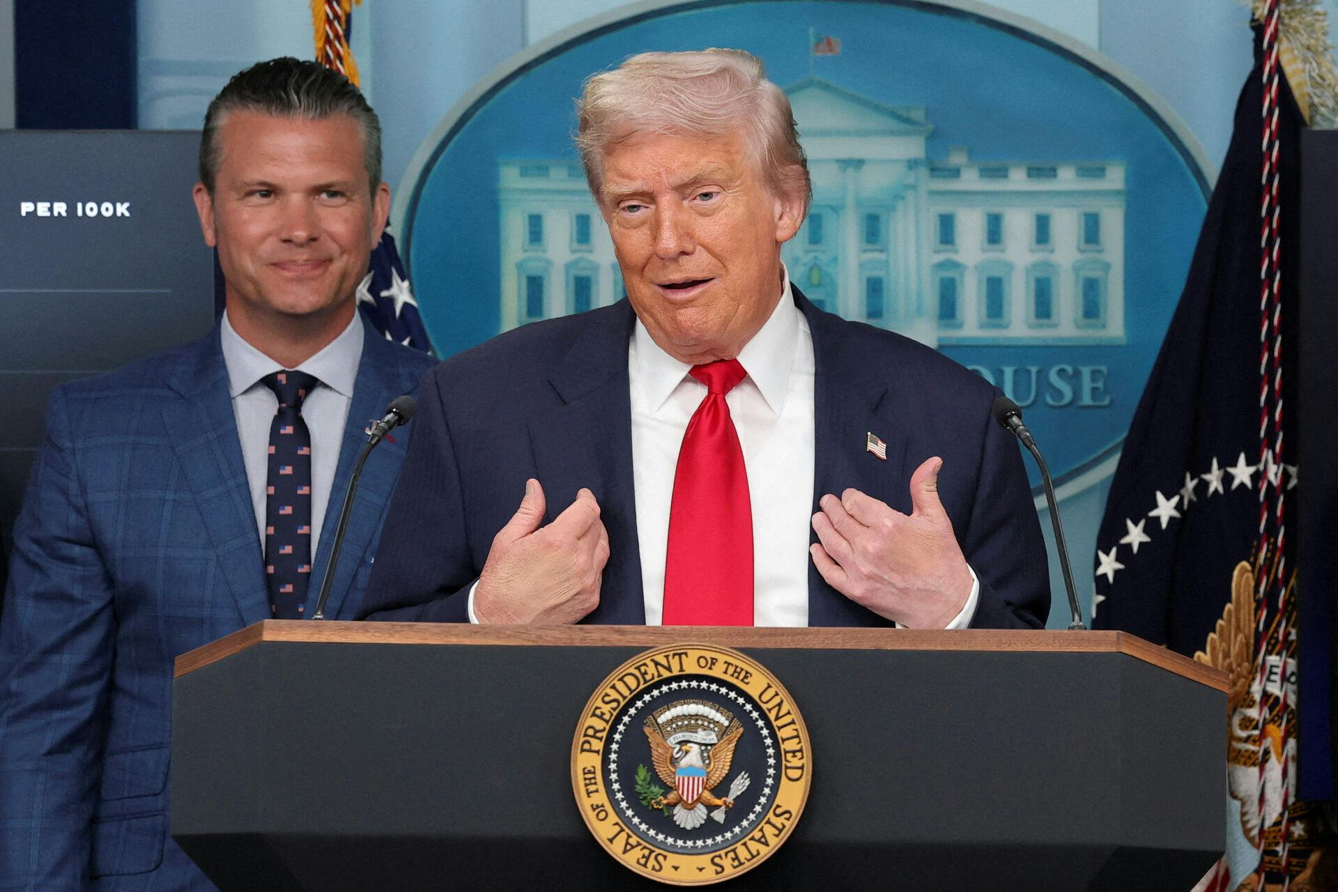 Listen over kendisser, der flytter fra USA på grund af Donald Trump fortsætter med at vokse.