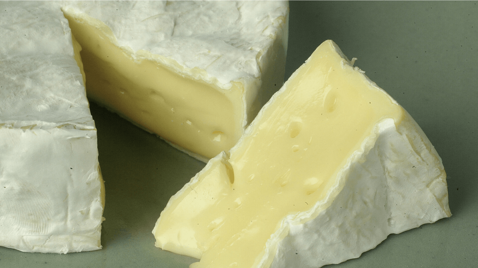 cheese071_mac.jpg Cheese, "Le chantelain Camembert". 11/12/03 in STUDIO. MICHAEL MACOR/ The Chronicle (MICHAEL MACOR/San Francisco Chronicle via AP)