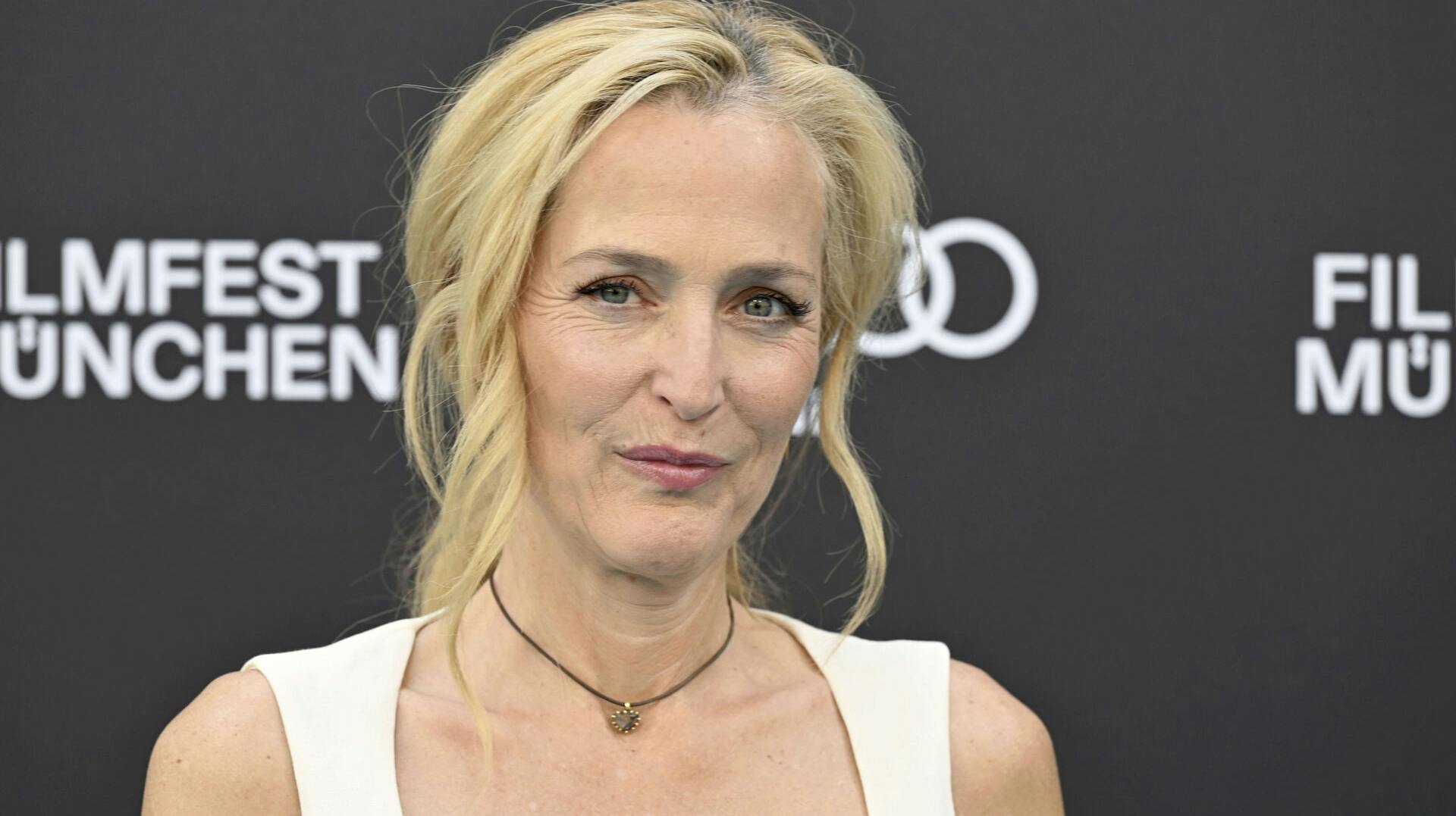 Var Gillian Anderson elskeren?
