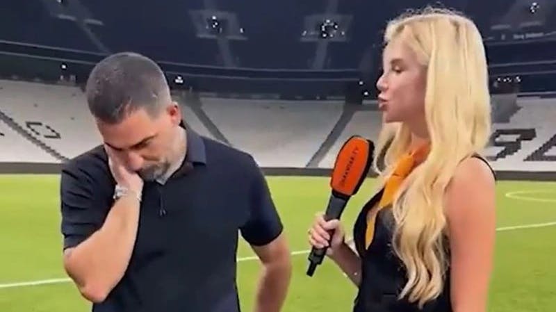 Der var ikke meget øjenkontakt at hente for klubreporteren hos Arda Turan.