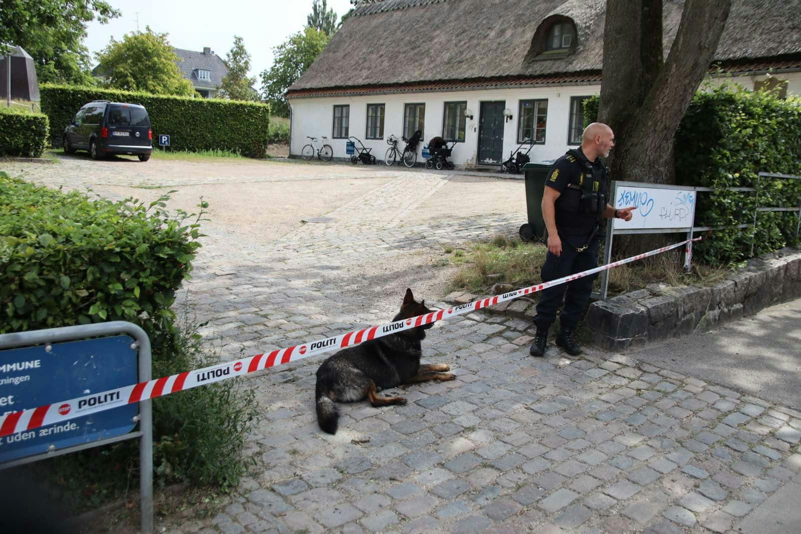 To personer er fragtet på hospitalet i forbindelse med et knivstikkeri i Brønshøj.