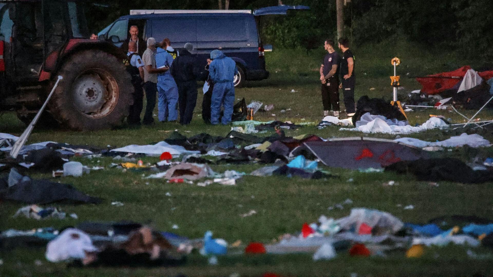 Sidste år omkom en person under oprydningen efter Roskilde Festival, da en kørende traktor ramte vedkommende på Dyrskuepladsen i Roskilde.