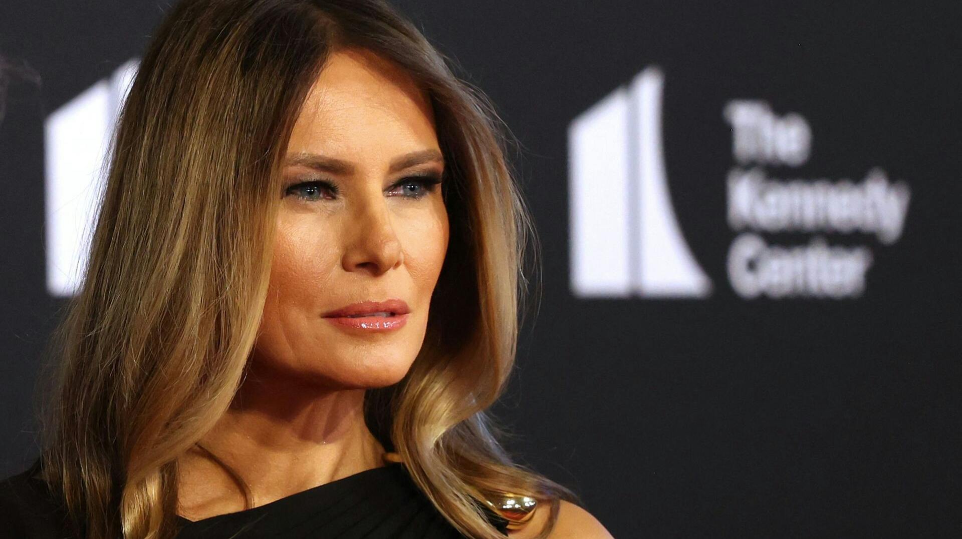 55-årige Melania Trump skal angiveligt have skrevet et brev til Vladimir Putin, som hendes mand, Donald Trump, har givet til den russiske præsident.