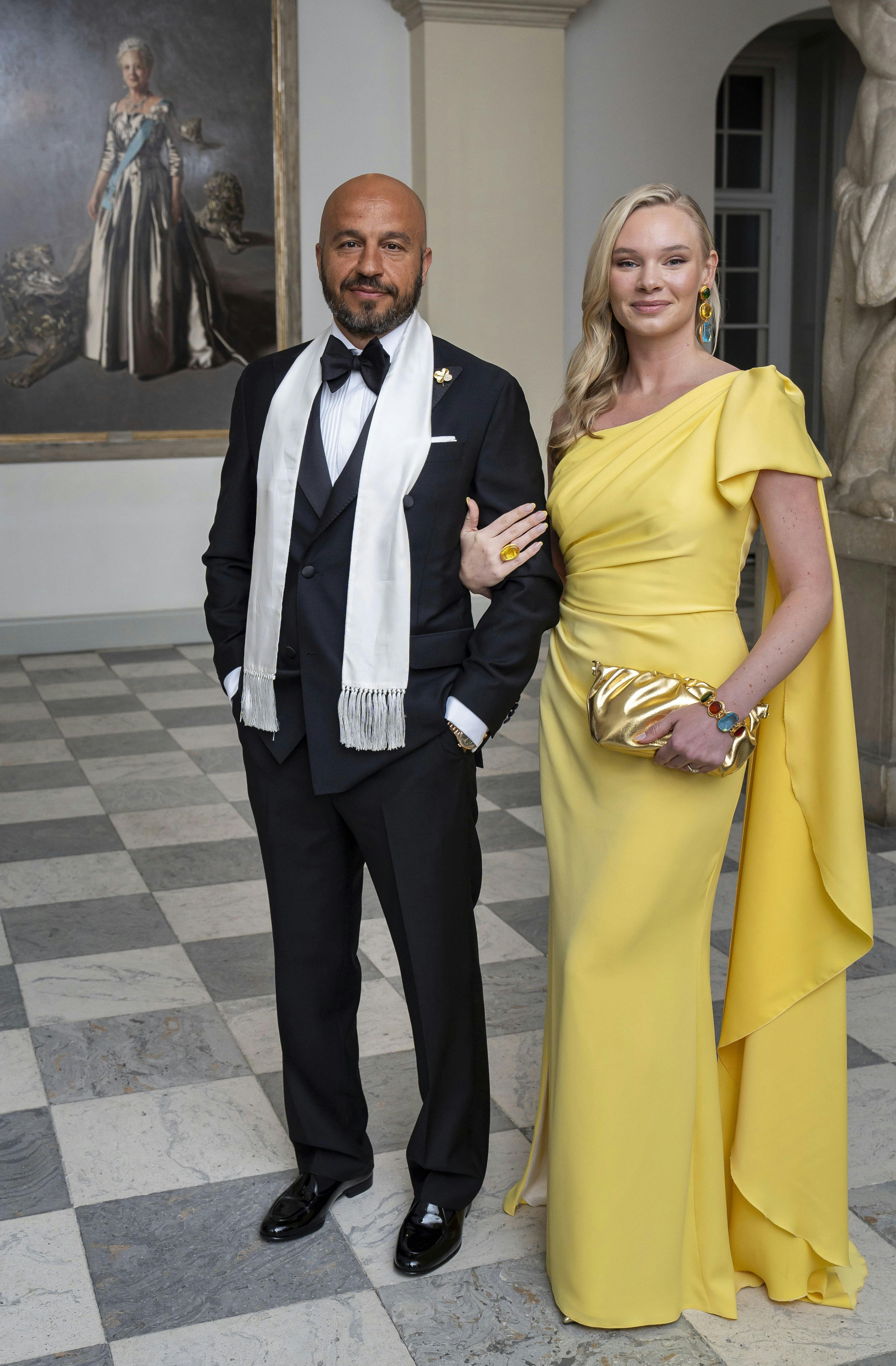 Dar Salim og Nanna Boline Lindhardt Salim blev tilsyneladende mand og kone lørdag.