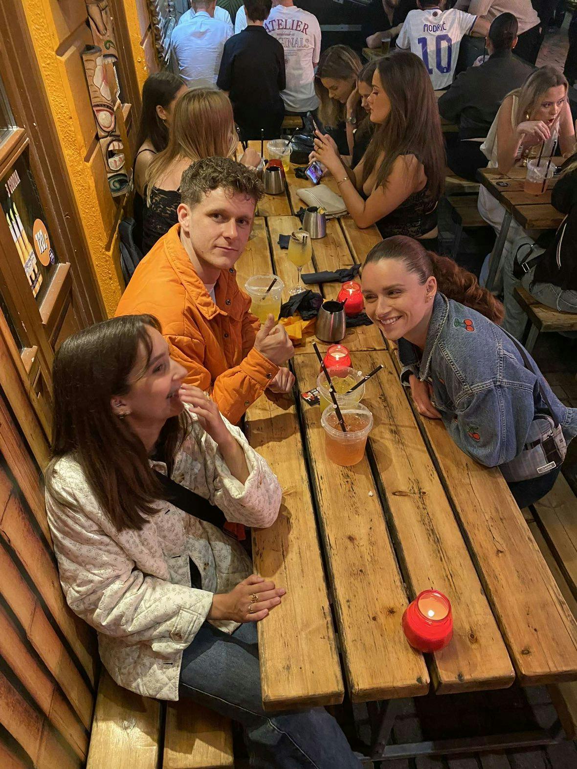 Jeppe er lillebroderen, men er - indtil videre - den mest erfarne ud i realitydrama.