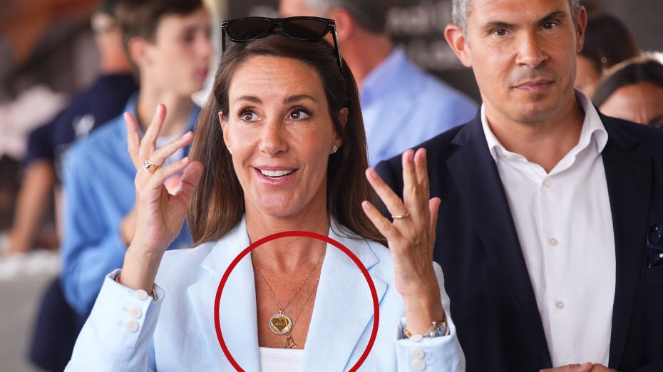 Prinsesse Maries halssmykker er tilsyneladende en smuk hyldest til familien.