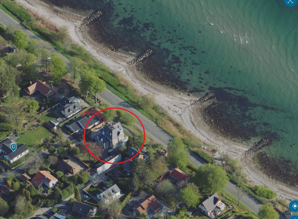 Parret skal ikke gå langt for at få våde fødder.
