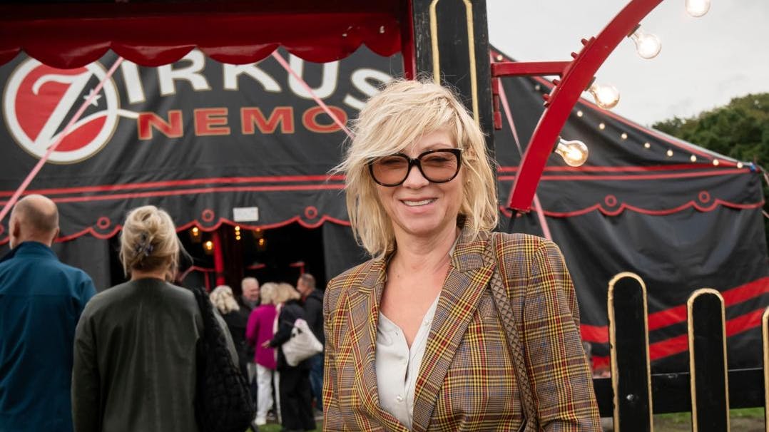 Dicte har "åbent hus" på søndag - for nu skal sommerhytten sælges.