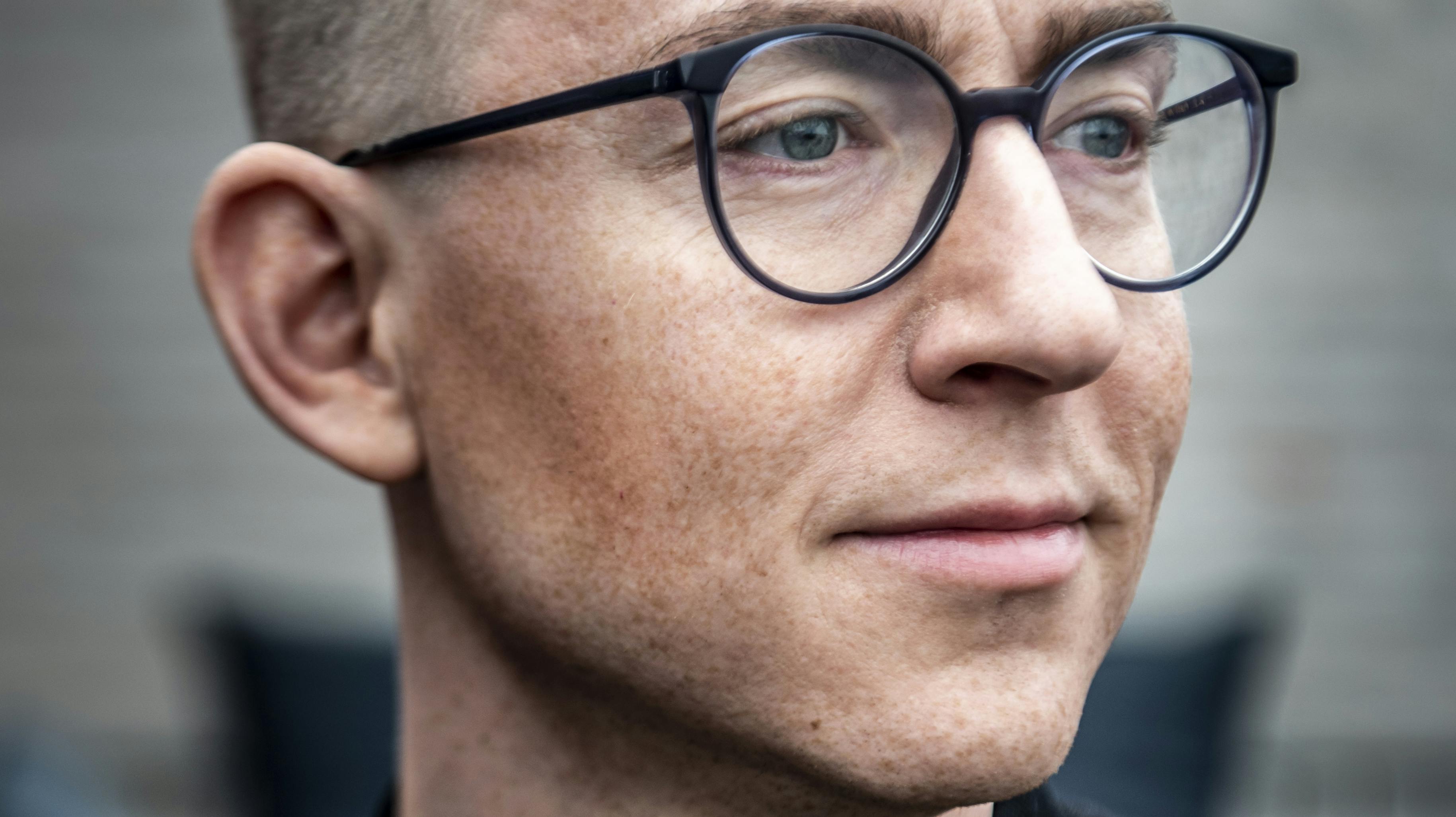 Emil Thorup får hård kritik.
