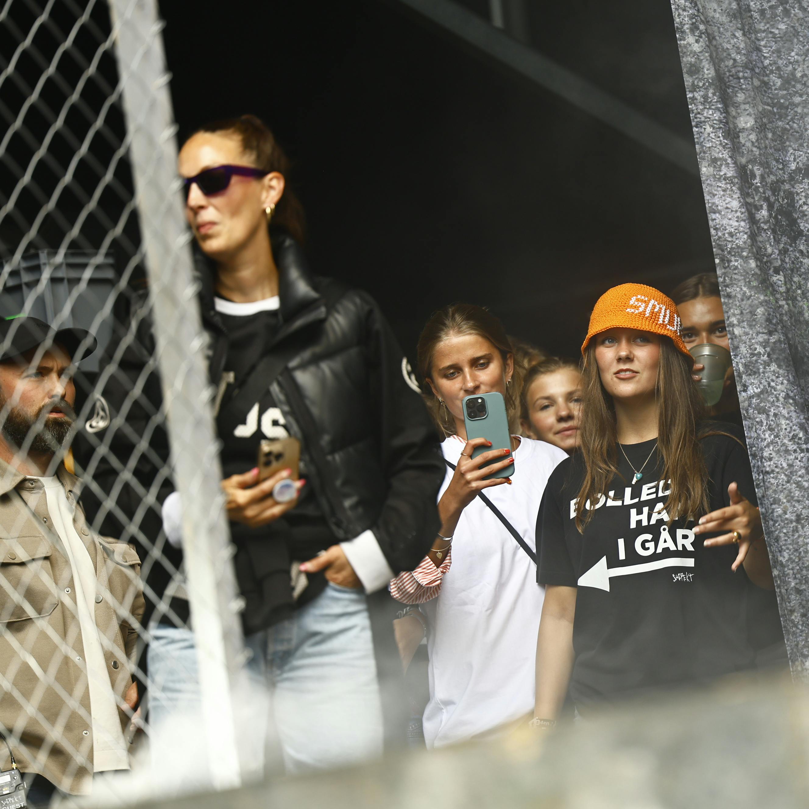 Her ses prinsessen i den omtalte t-shirt.