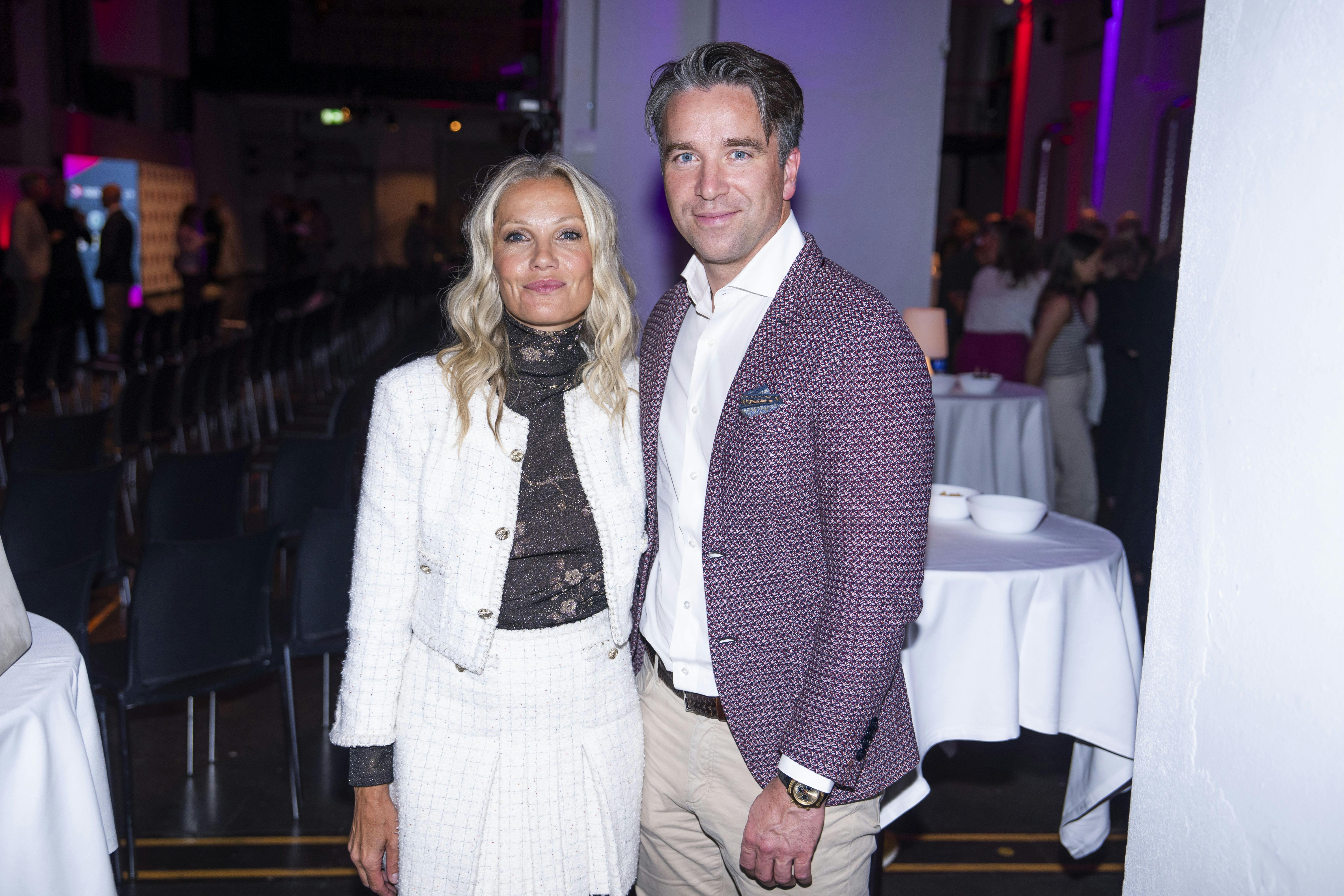 Caroline Fleming og kæresten Frederik Kølle har fået deres egen serie på Viaplay.