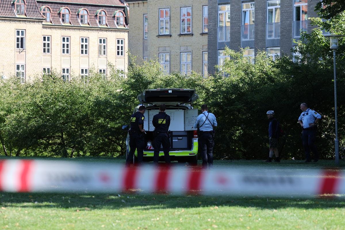 Politiet har fredag eftermiddag anholdt en 21-årig mand efter knivstikkeri i Aarhus.