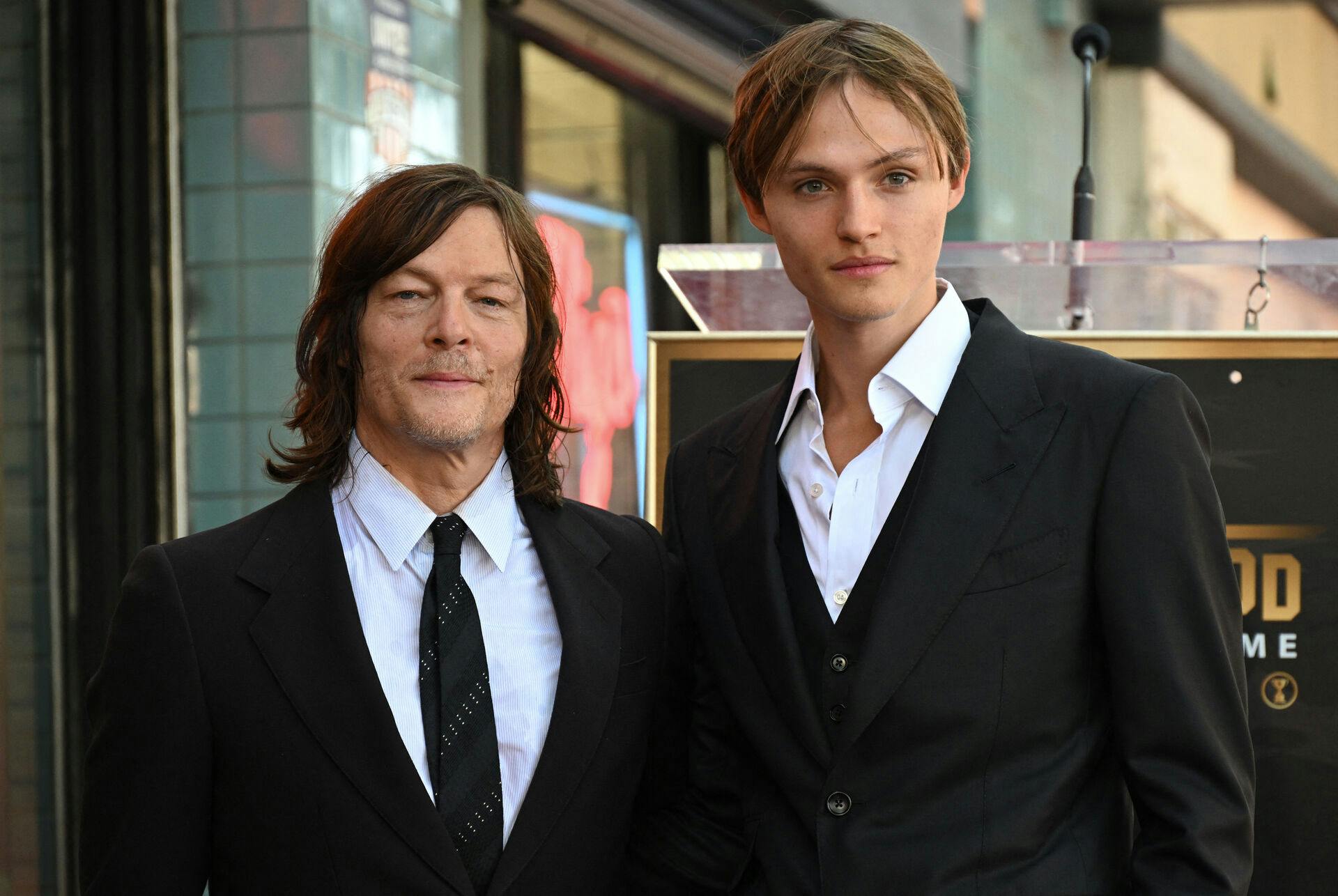 Mingus Reedus er søn af Norman Reedus (tv.) og danske Helena Christensen. Norman Reedus danner i dag par med den tyske skuespiller Diane Kruger.