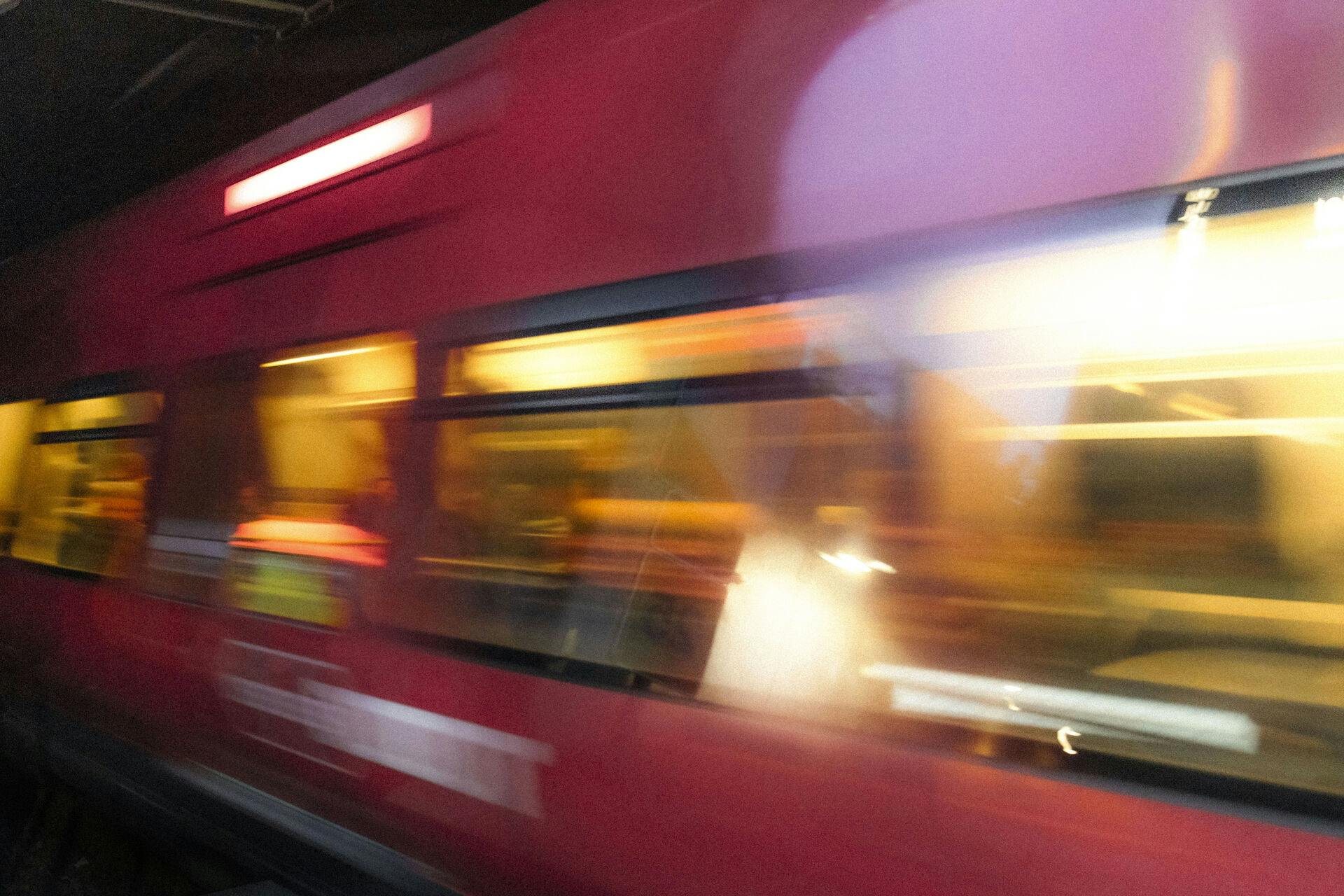 Der er indsat togbusser på grund af signalfejlen, oplyser DSB.