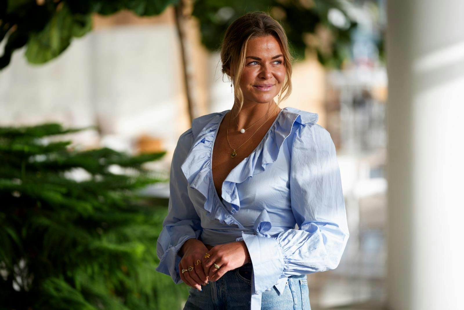 Ditte Julie Jensen blev et kendt ansigt, da hun medvirkede i DR-programmet "Den store bagedyst". Siden har hun kastet sig over mange andre forskellige ting.