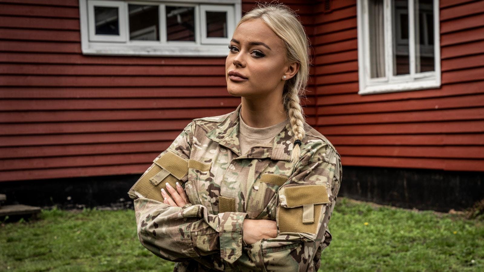 Elvira Pitzner er aktuel med sin nye bog, der byder på et kig ind i diamantdatterens liv.