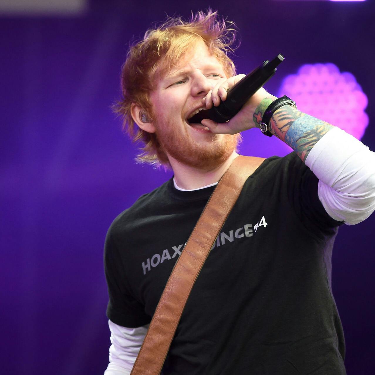 Ed Sheeran har både oplevet ikke at have noget sted at bo - og eje ejendomme for et fuldstændig vanvittigt beløb.