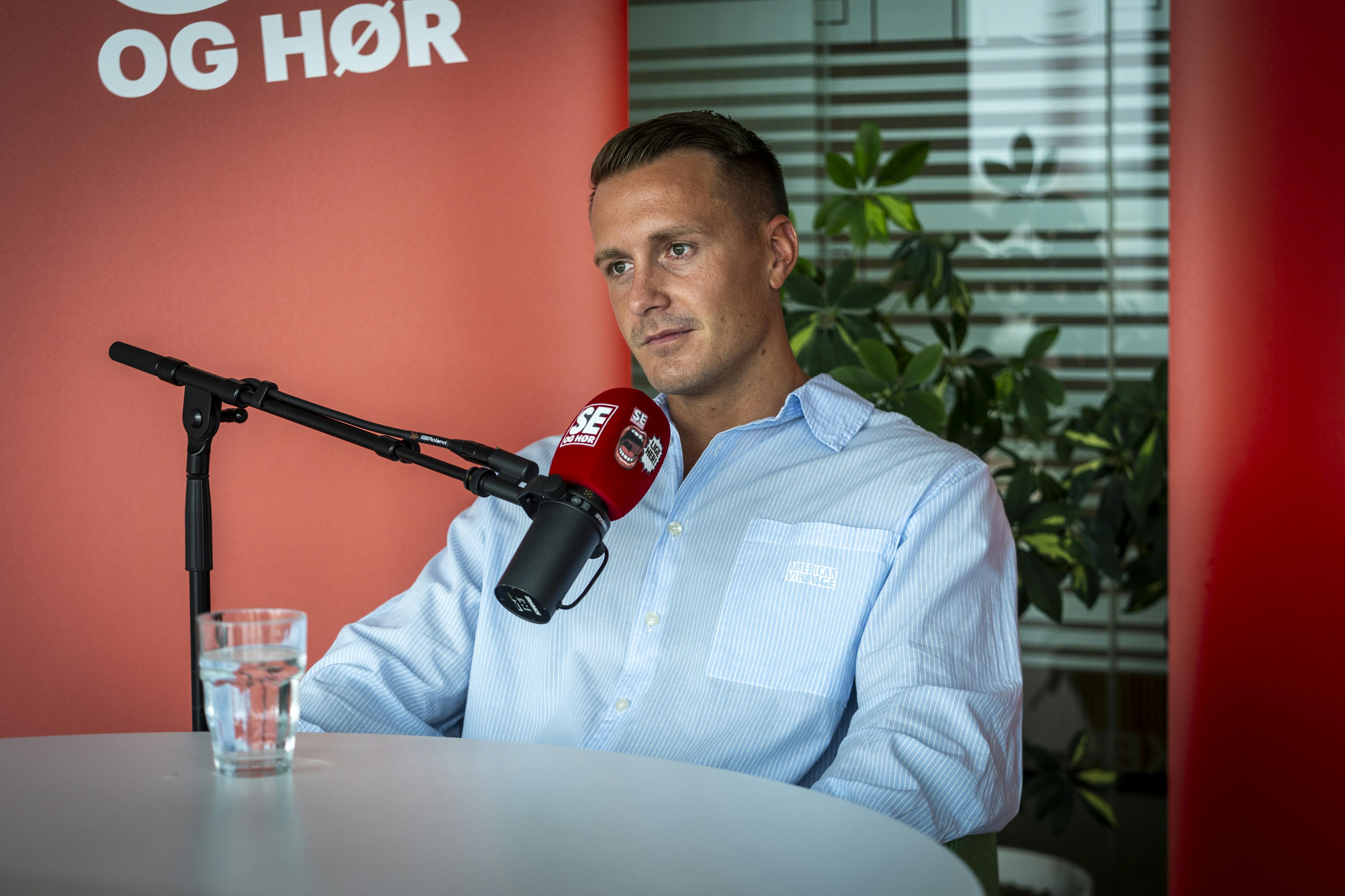 Andreas Holm er med i næste afsnit af "Sladderministeriet", der udkommer mandag 1. september.