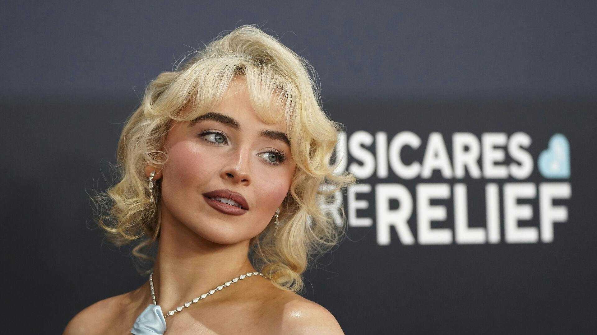Det er ikke utænkeligt, at Sabrina Carpenters nye album er inspireret af ekskæresten.