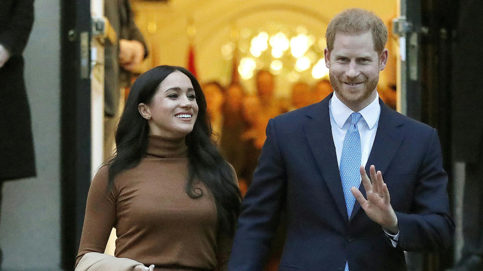 Prins Harry rejser til Storbritannien til september, og hvis alt går vel skal han se sin far, Kong Charles, for første gang i 20 måneder.