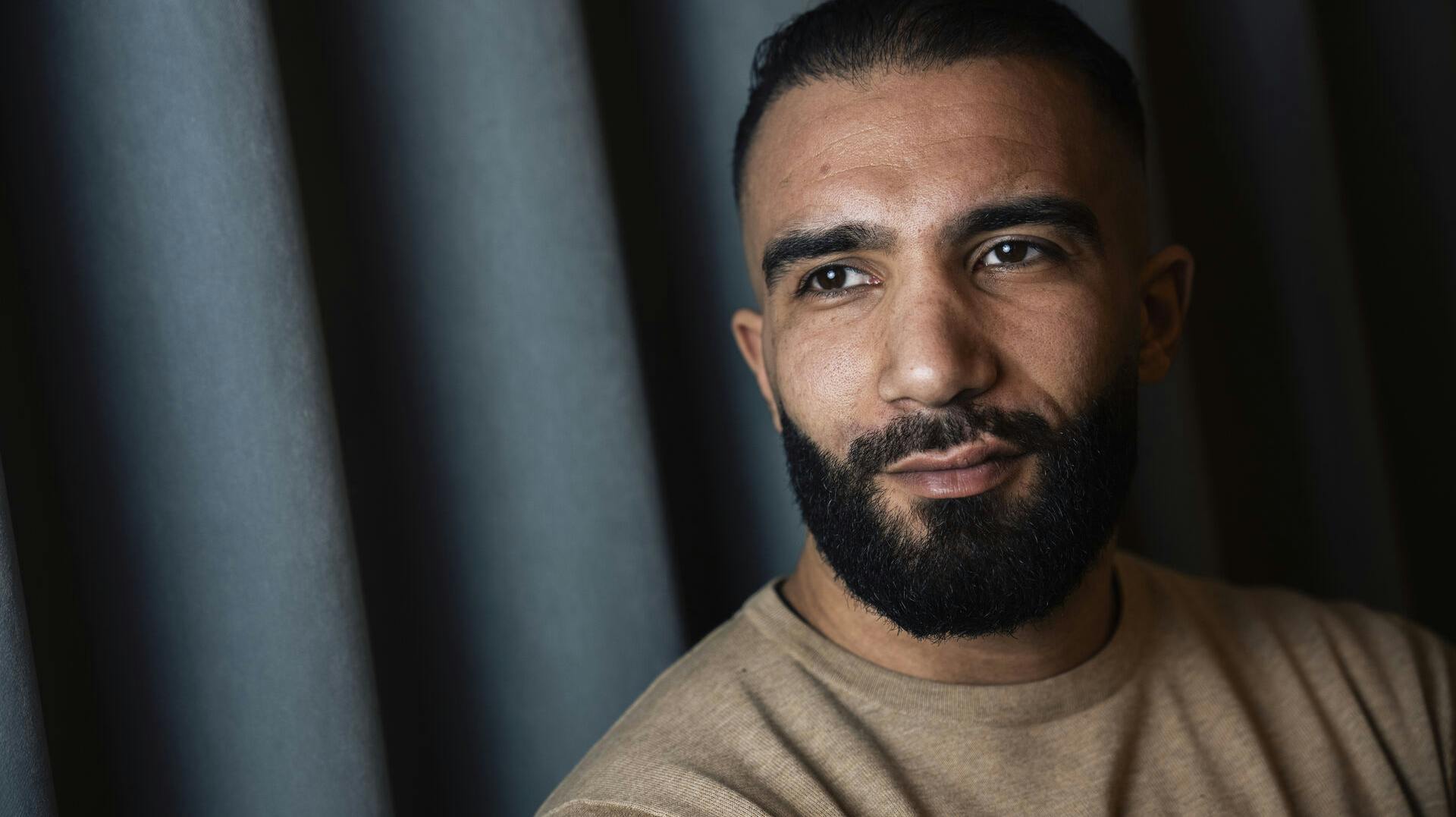 Skuespiller og coach Ali Najei i København, onsdag den 1. februar 2023. Ali Najei er aktuel med selvbiografi om sit liv i fængsel og i bandemiljøet. (Foto: Martin Sylvest/Ritzau Scanpix 2023)