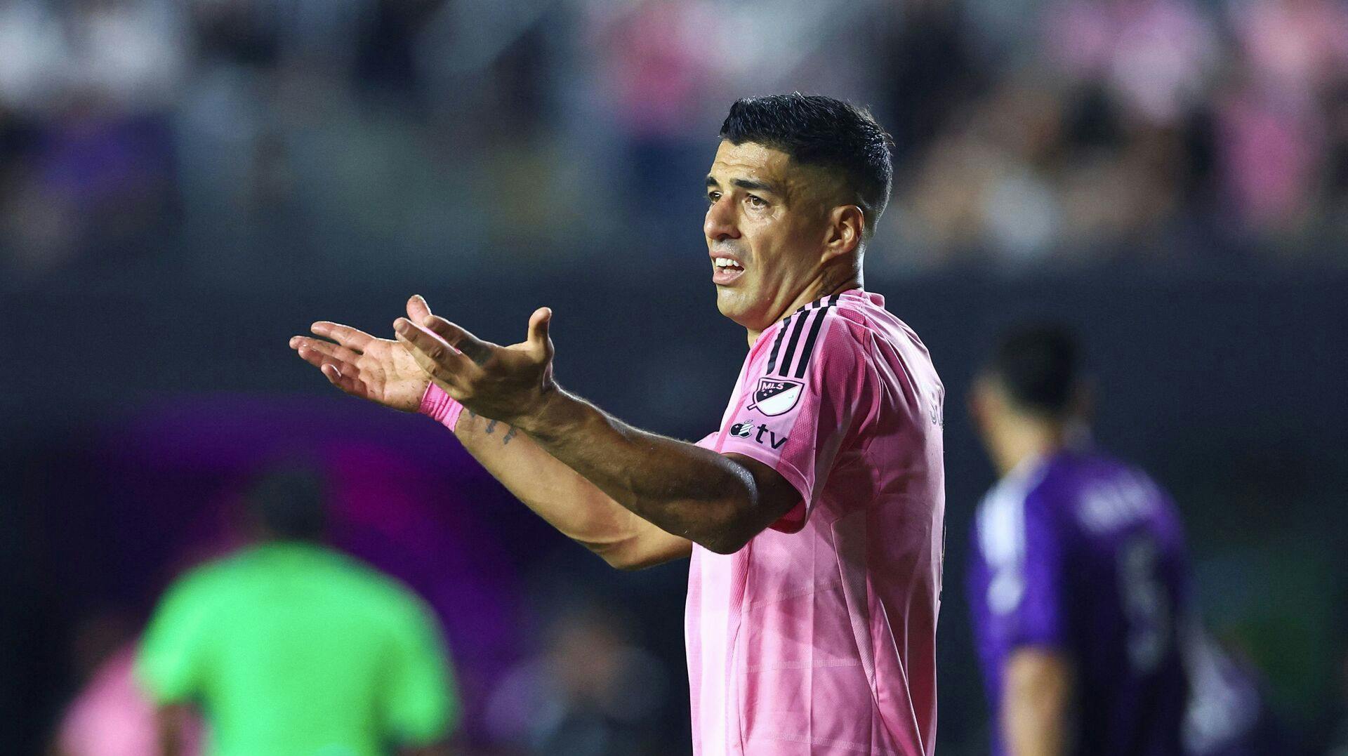 Luis Suarez er endnu engang endt i mediernes søgelys efter en aktion på fodboldbanen. 